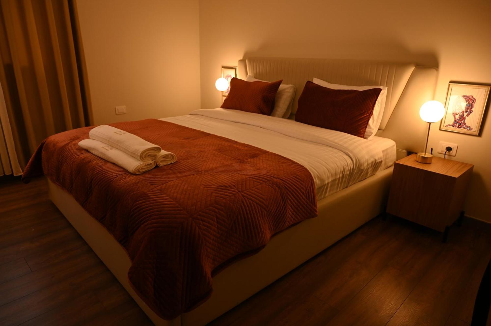 Niche Boutique Hotel Tiranë Luaran gambar