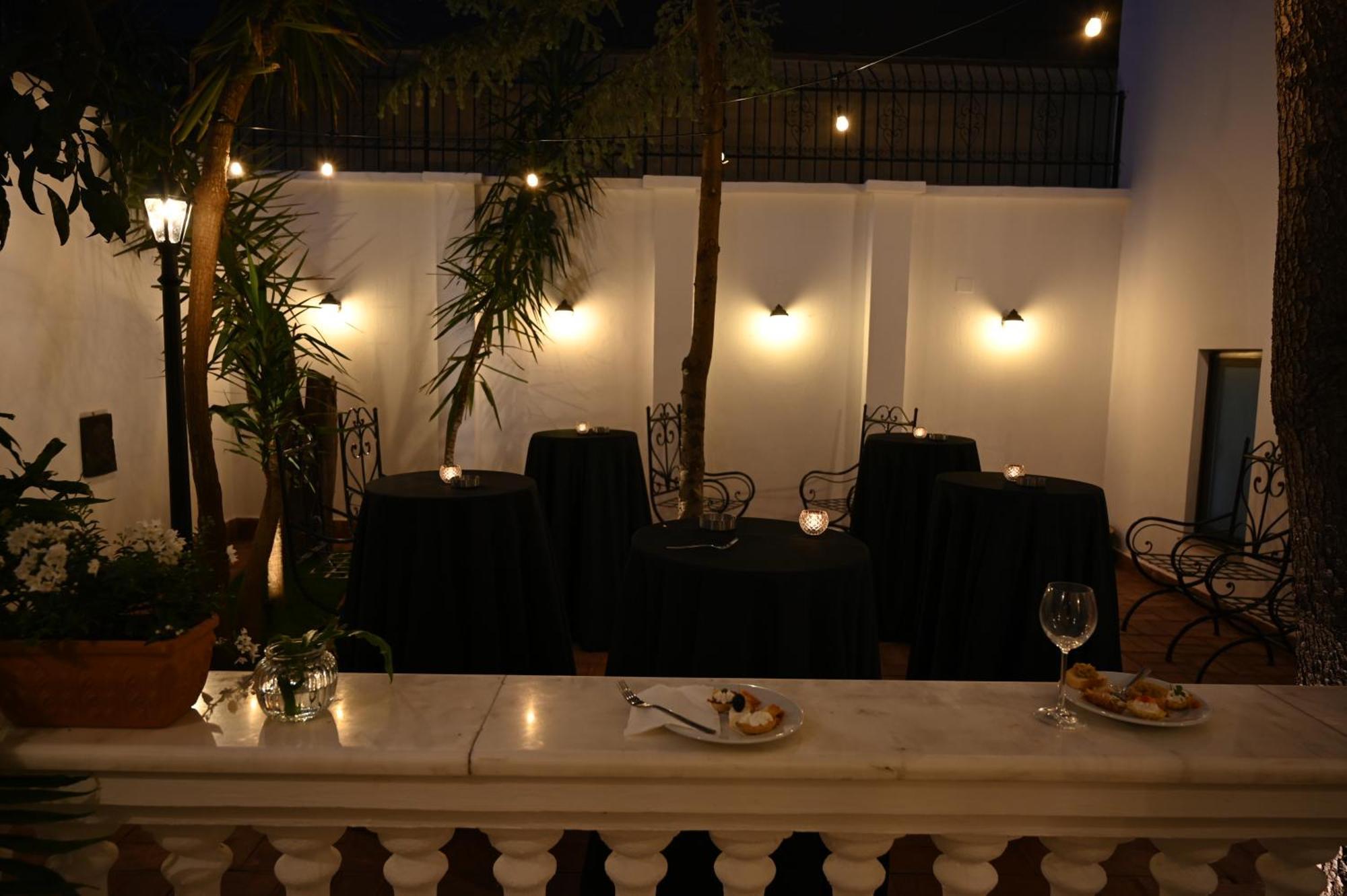 Niche Boutique Hotel Tiranë Luaran gambar